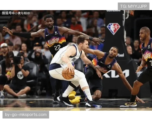 安德烈·巴尼亚尼内线篮下高效砍分，拉开与队友攻防差距