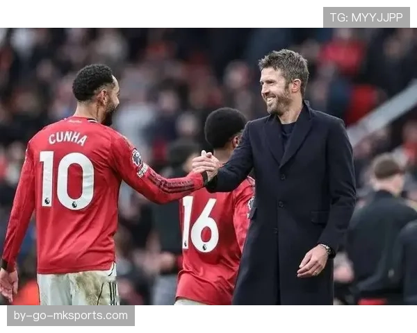 曼联复兴进程仍未完成：关键位置不稳定，赛季表现波动压力增加