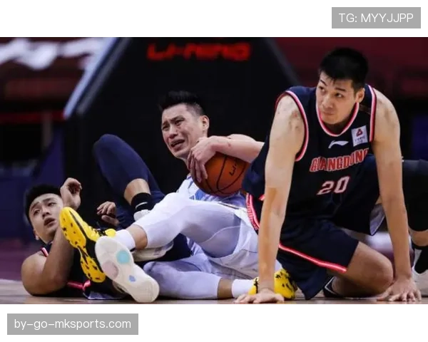 从NBA到CBA，篮球中的“视频回放判罚规则”到底是怎么用的？